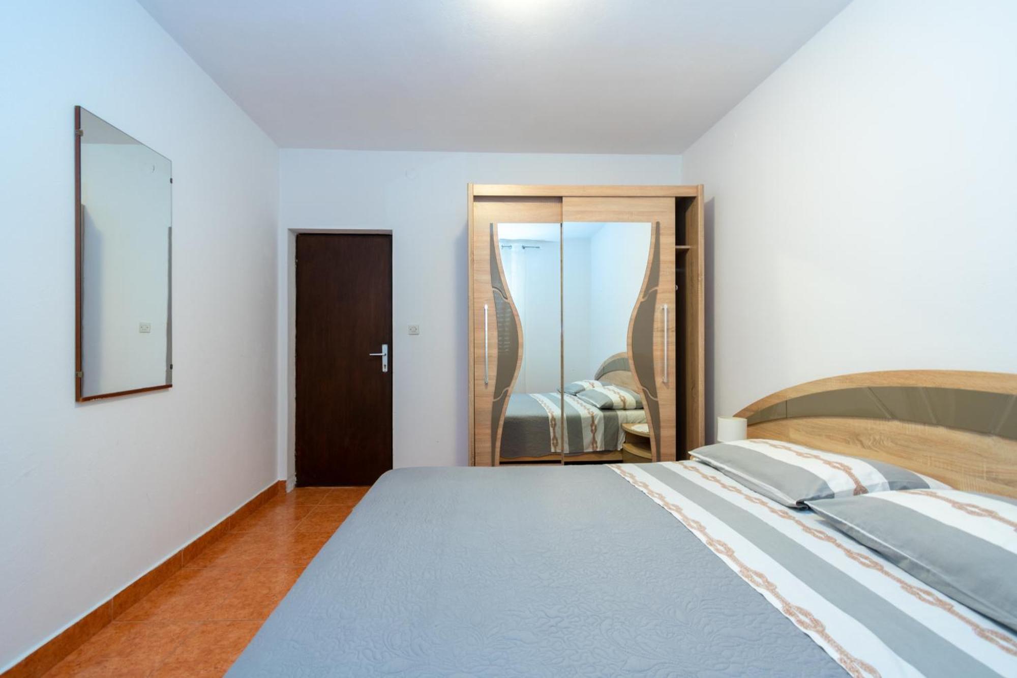 Apartments By The Sea Stara Novalja, Pag - 6340 Стая снимка