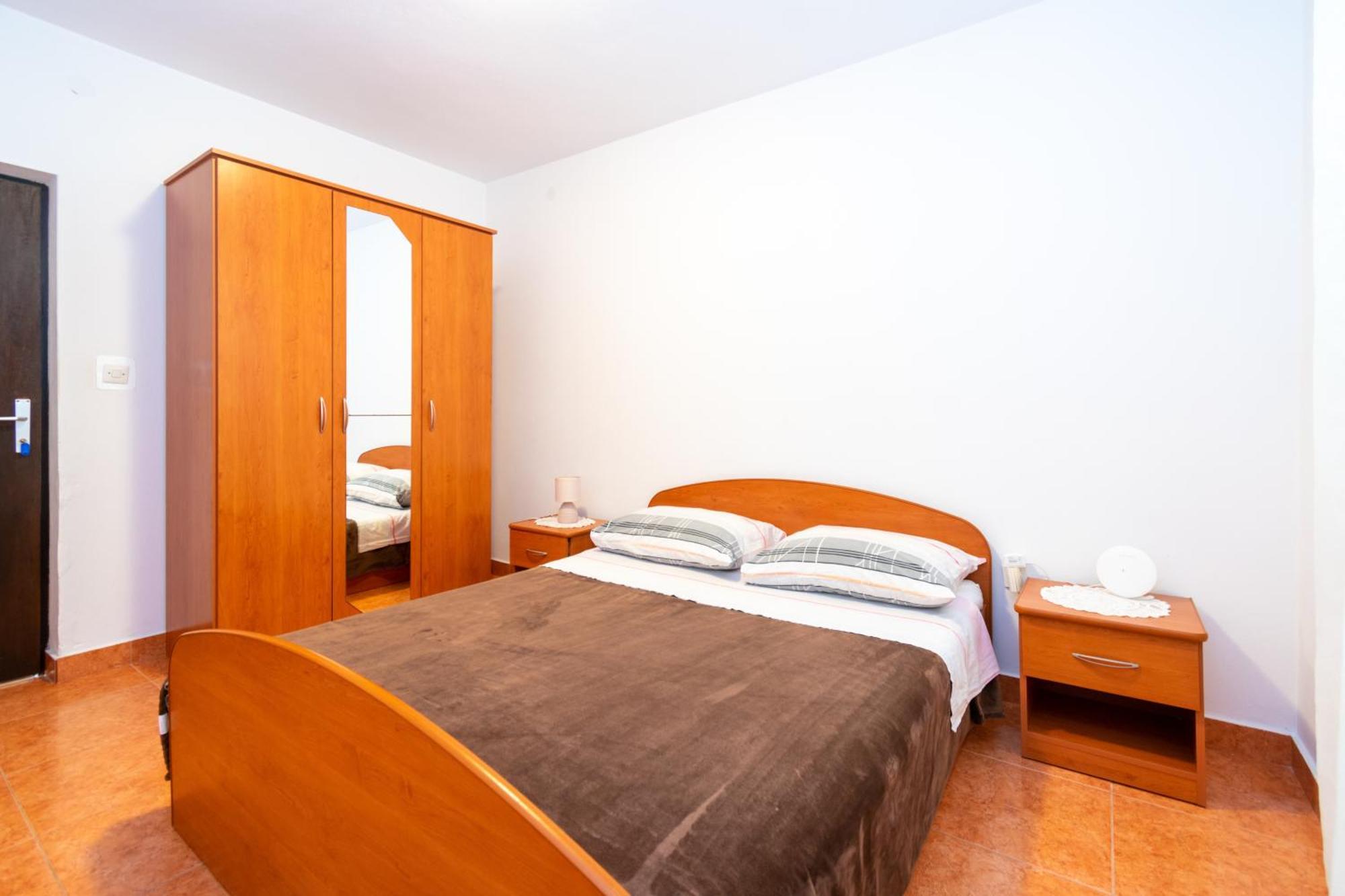 Apartments By The Sea Stara Novalja, Pag - 6340 Стая снимка